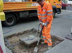 Decopertarea asfaltului pentru lucrari publice